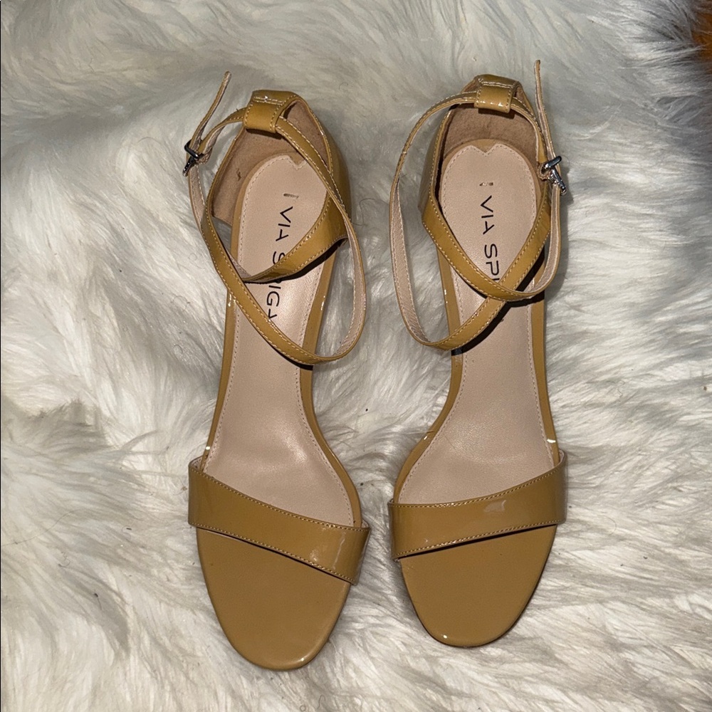 Via Spiga Beige Strappy Heels